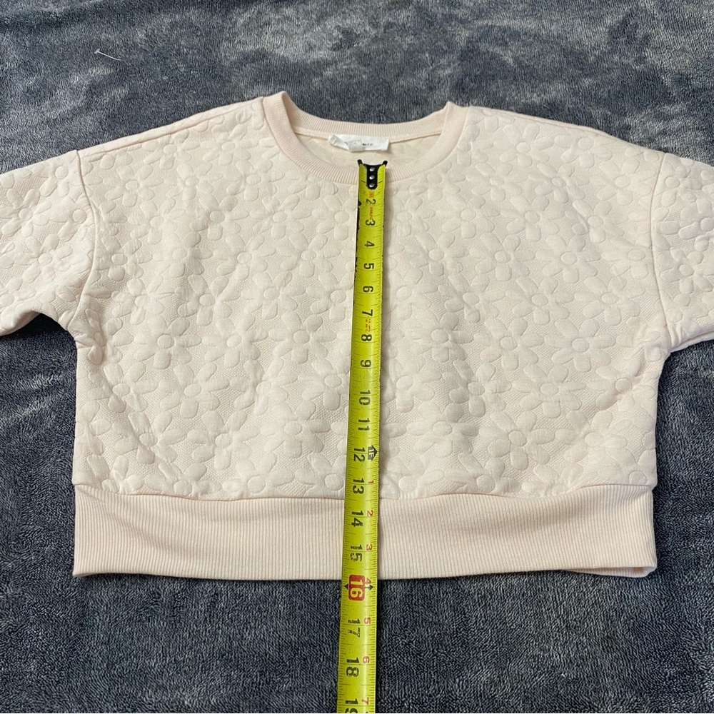 Pink Rose Boho Casual Blush Daisy Quilted Cropped Crewneck Sweatshirt. Size S - Picture 5 of 8